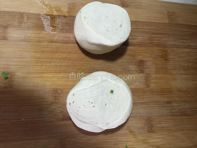 和面  醒发两倍大  有蜂窝状  