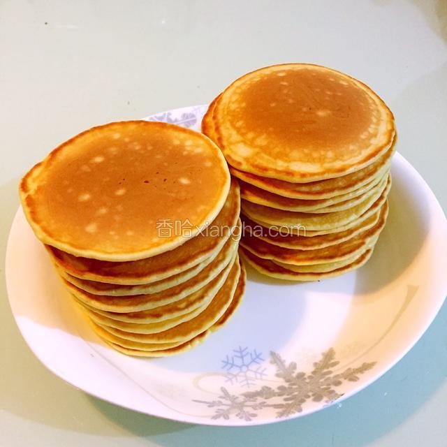 一个个地烙好。