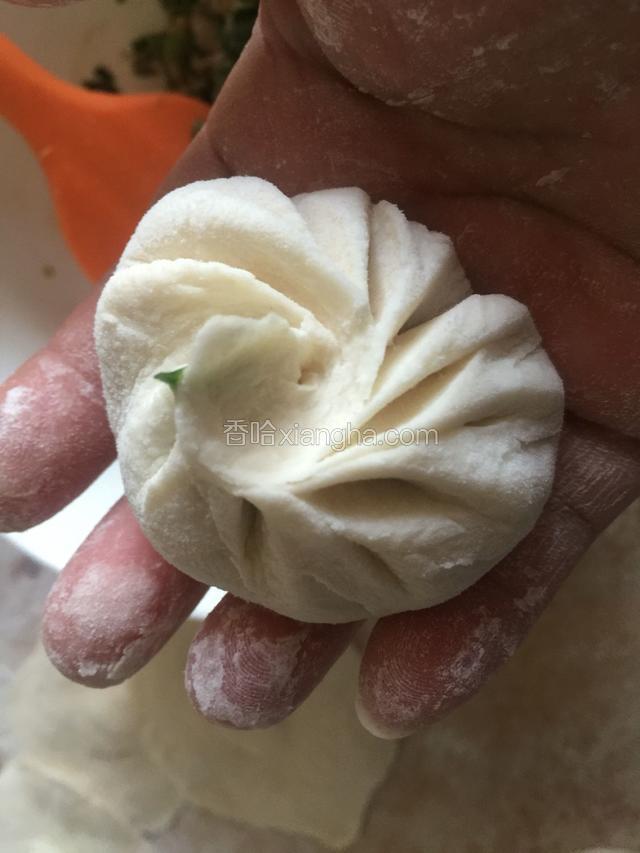 包好的包子。