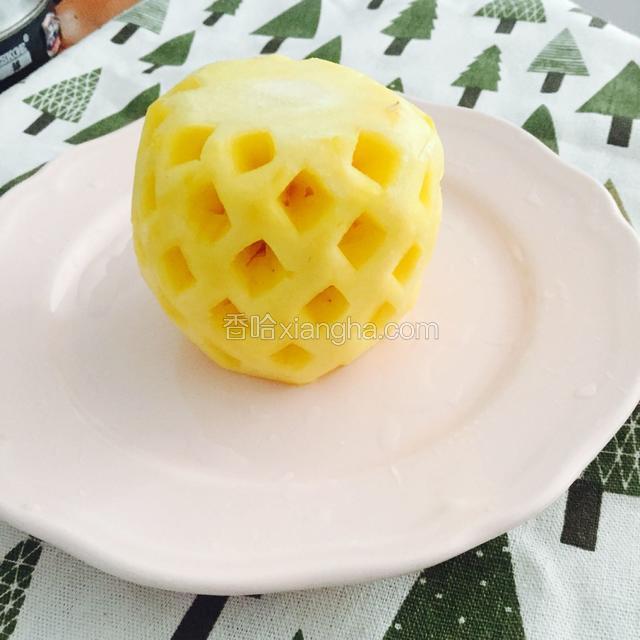 准备好菠萝