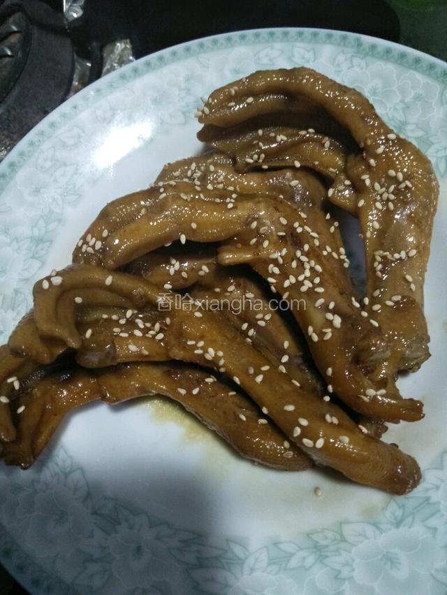 撒上熟芝麻，就可以开始了