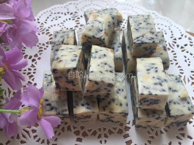 黑芝麻和绿茶的没在一起拍照。