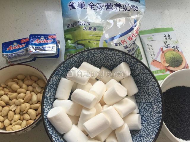 准备所需食材。
