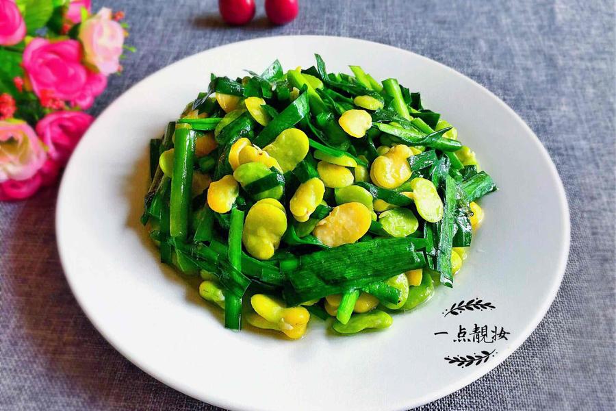 蚕豆炒韭菜