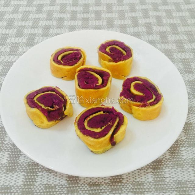 成品图
浓浓的芝士味，香香的鸡蛋皮，赶紧来上一盘吧。