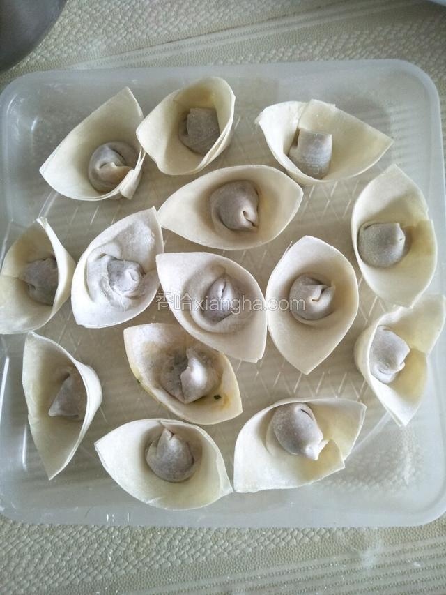 包好的馄饨