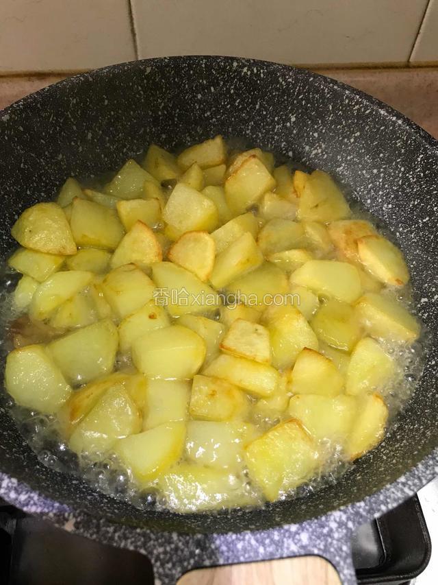 水量不要超过土豆表面
