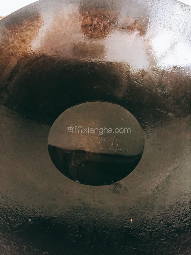 热火下油，油稍微多一些