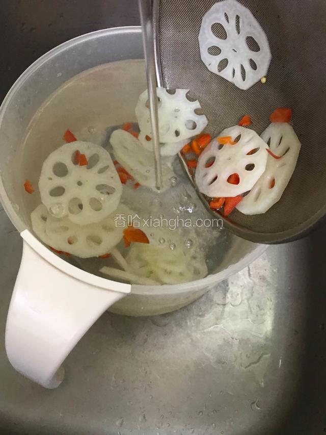 捞出直饮水过凉。