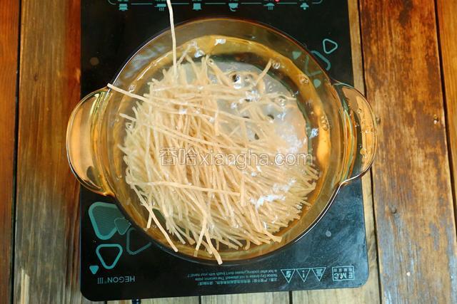 水开后放入粉条
