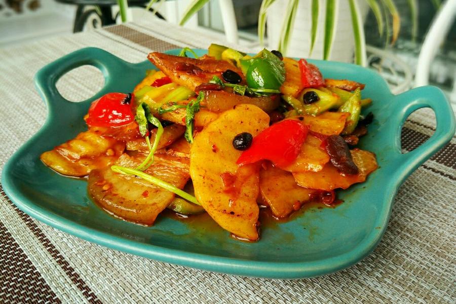 回锅土豆肉片