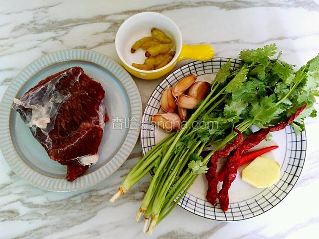 备好所需食材