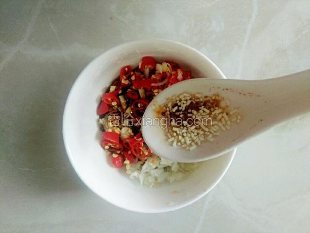 少许鸡精