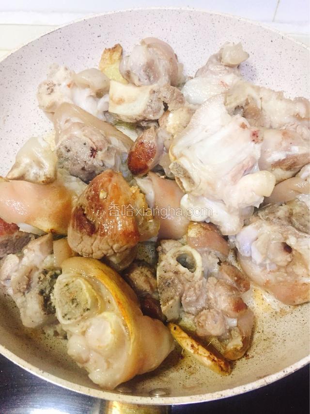 煎至两面金黄即可