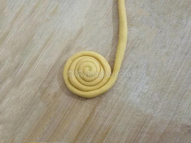 一头开始卷起来﻿﻿﻿﻿﻿