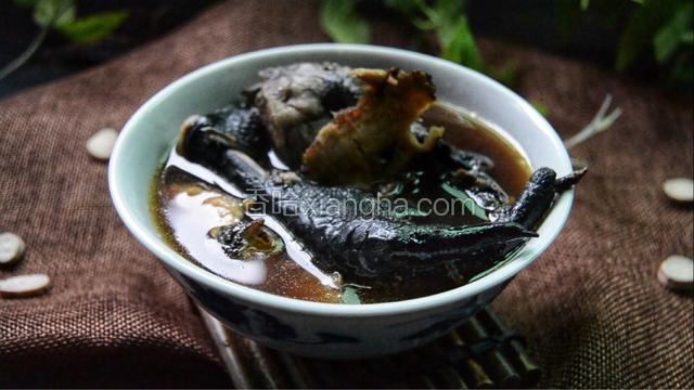 乌鸡四物汤