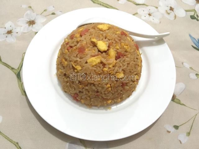 西红柿鸭蛋炒饭