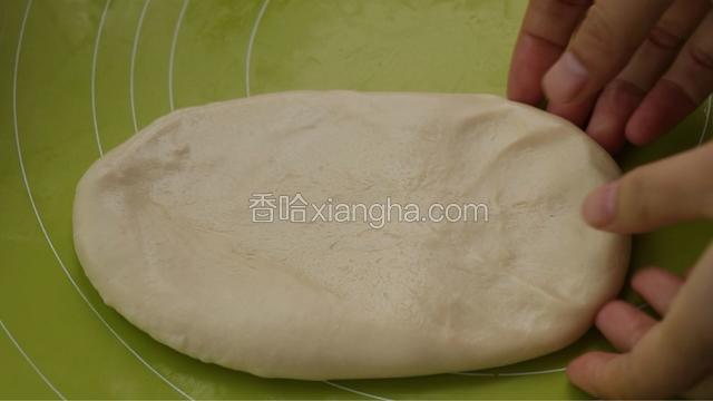 翻面，光面朝下