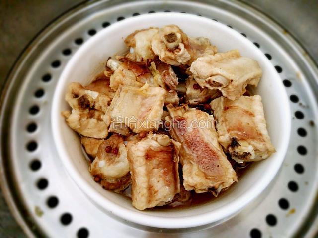 开水上锅蒸25分钟即可。