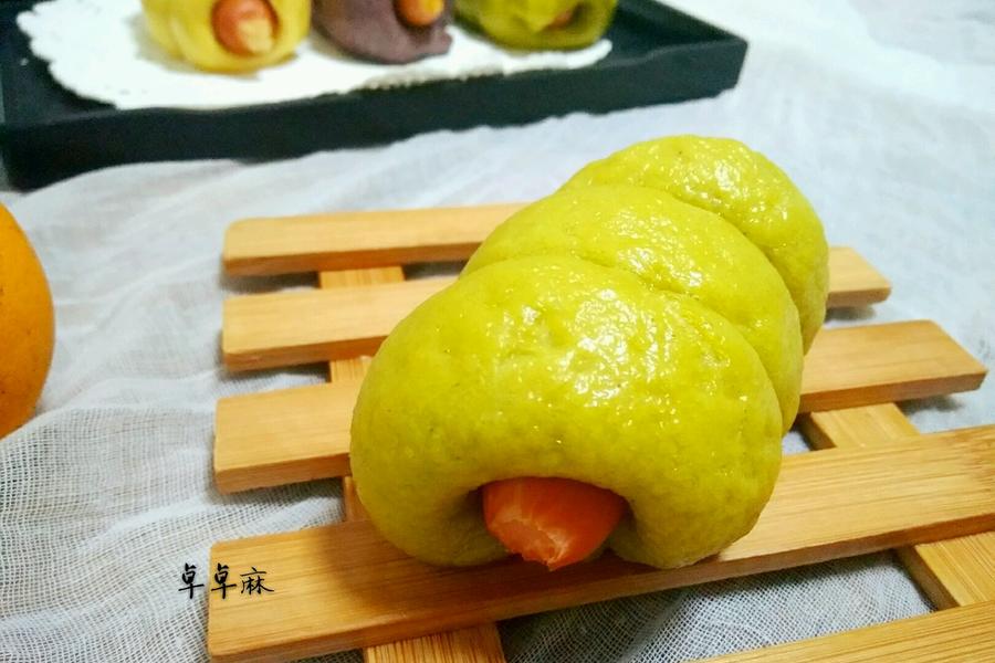 绿汁热狗卷