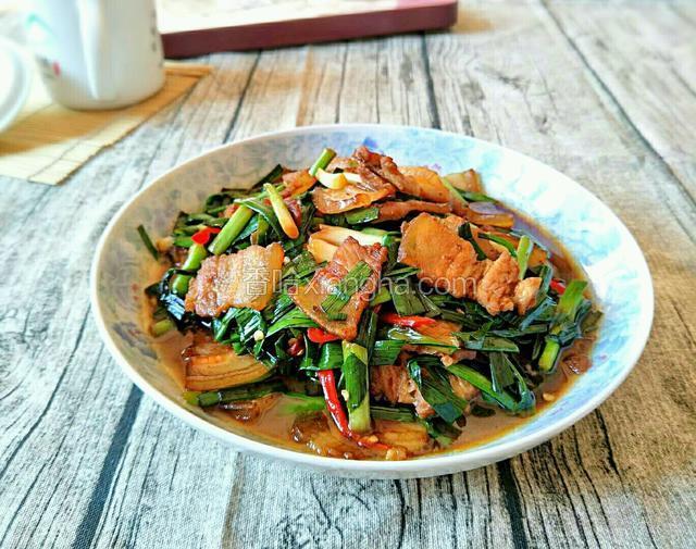 青蒜炒三层肉