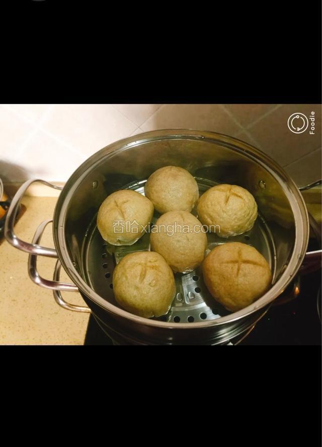 蒸好后软糯微甜，放凉后可以放冷冻室冷冻，吃的时候拿出来蒸一蒸，超级好吃，皮薄馅厚
