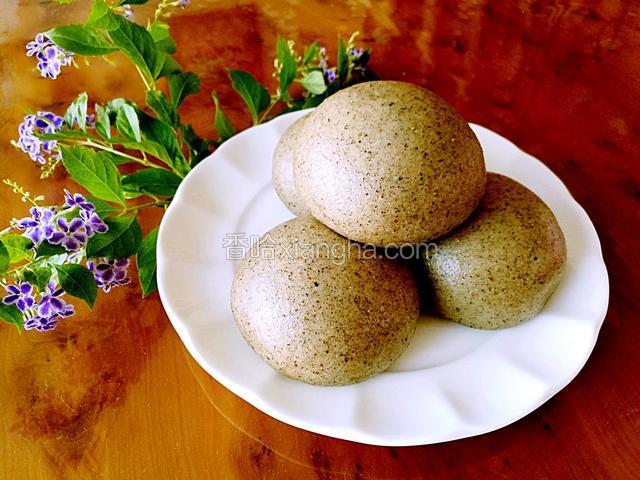 黑芝麻杂粮馒头