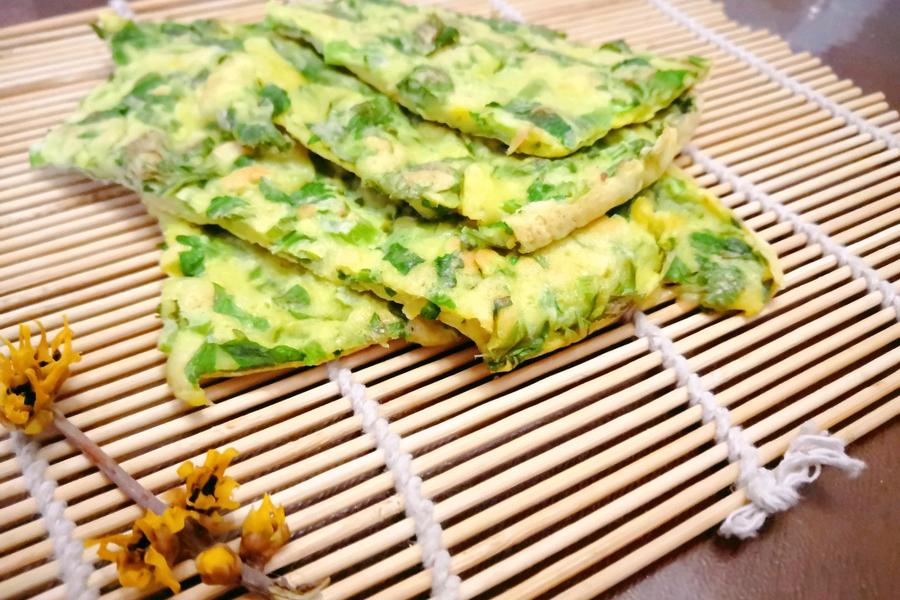 芹菜叶鸡蛋饼