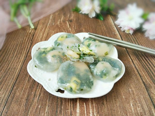 韭菜粿就做好咯！
下次还可以把皮弄得更薄一些，会更剔透！