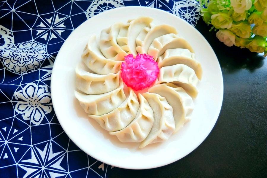 韭菜猪肉馅饺子