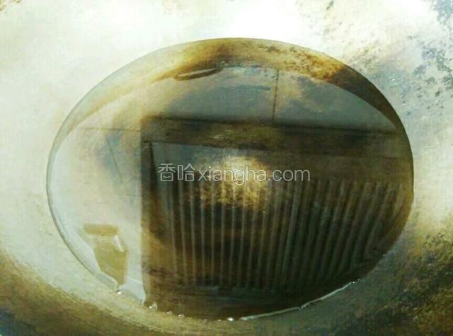 锅里倒可以没过兔丁的水
