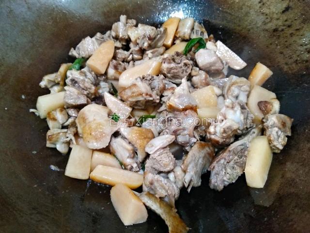 翻炒一分钟