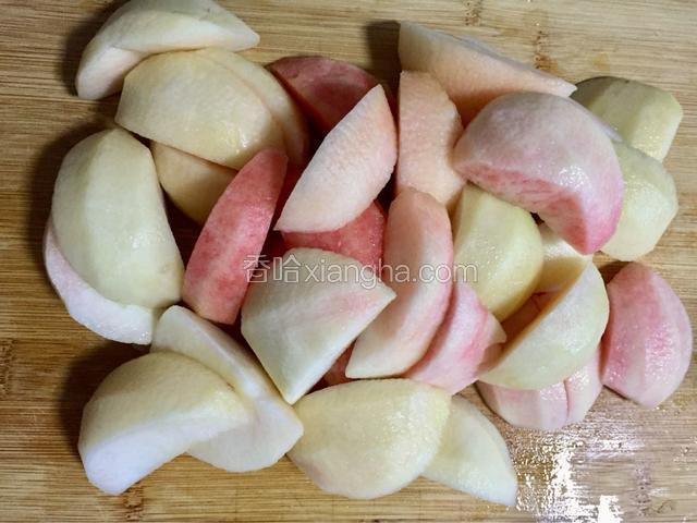 去皮，切块备用