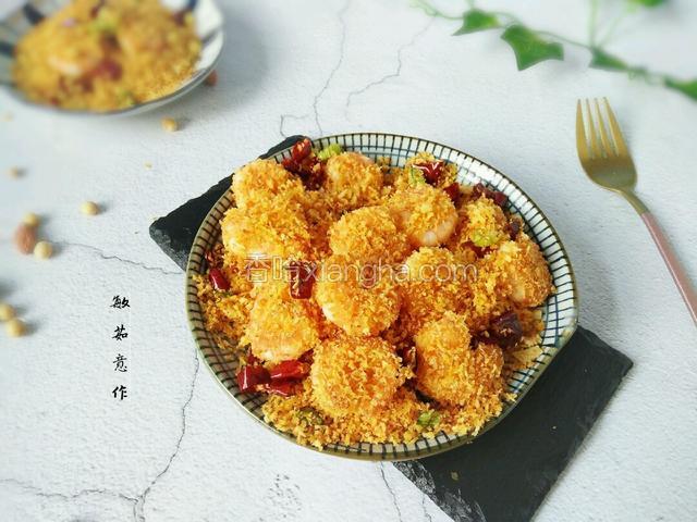 香酥面包屑炒虾仁
