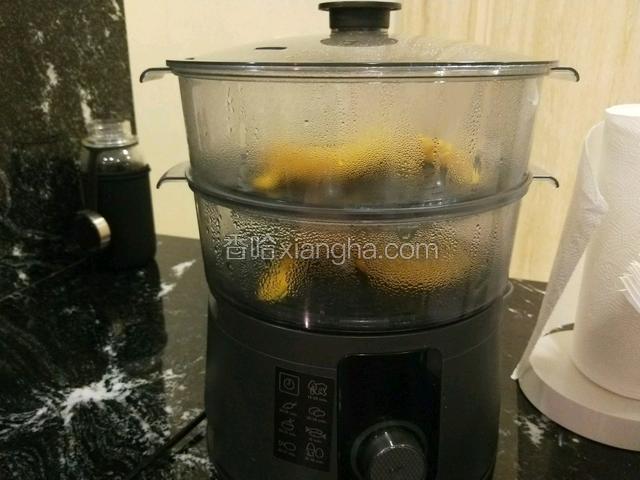 二次发酵15分钟后开火蒸15分钟即可。