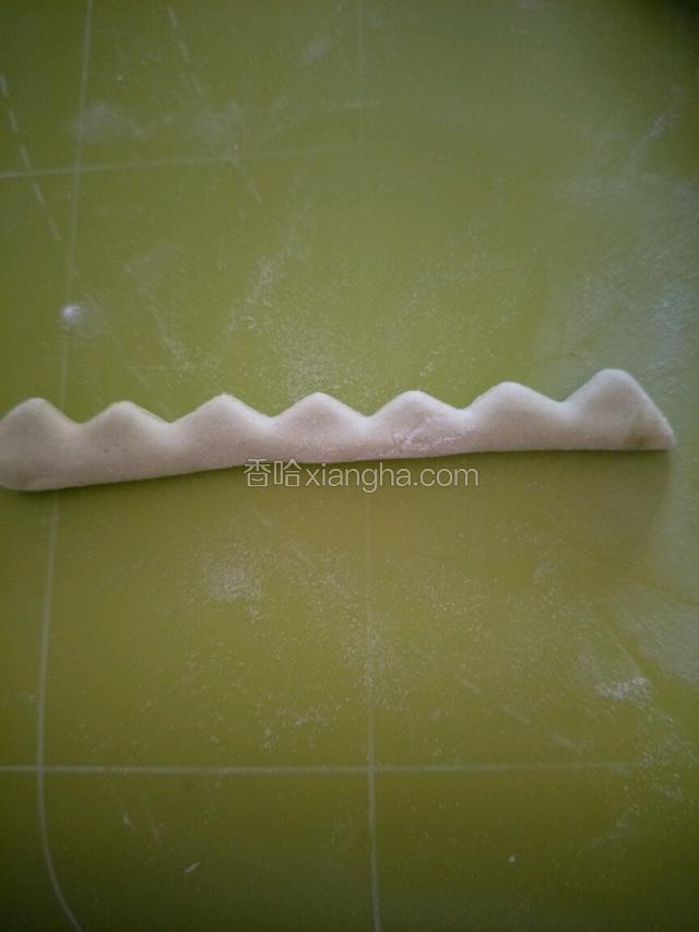 中间切开要一半。