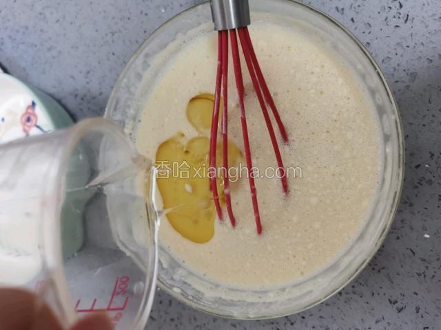 加入食用油。