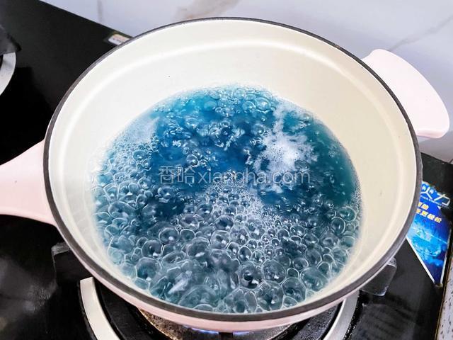再次煮沸后关火
