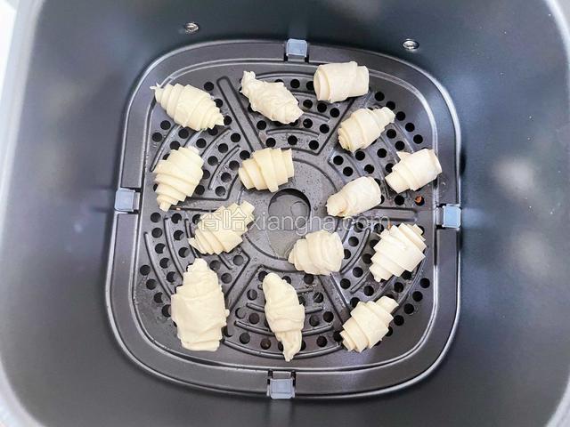 放入空气炸锅