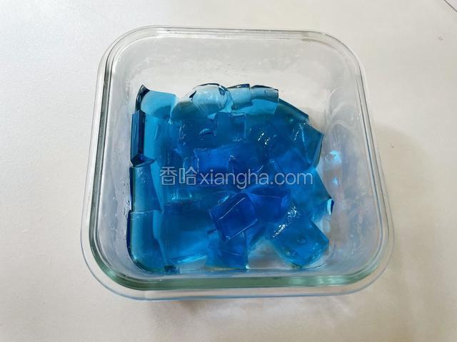 切成小块