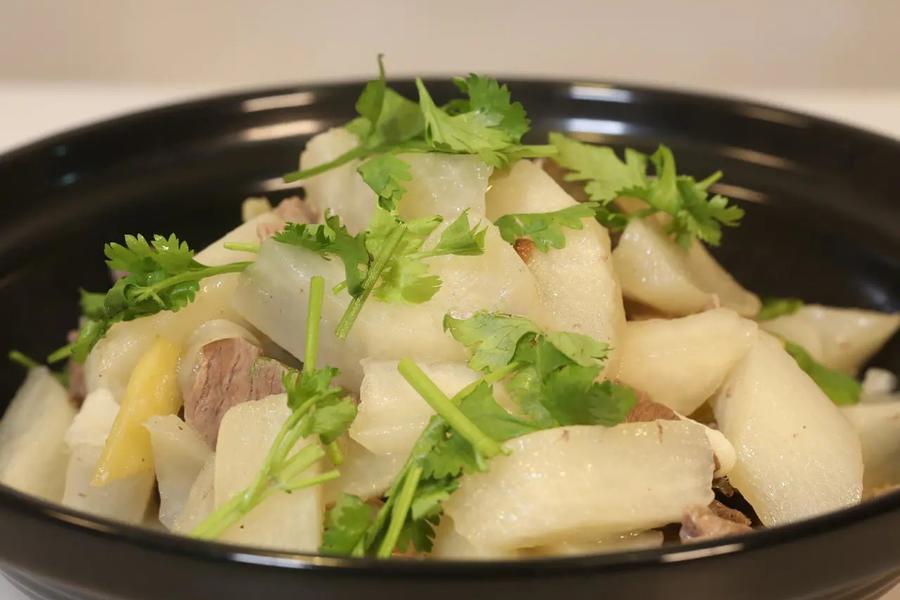 萝卜炖羊肉