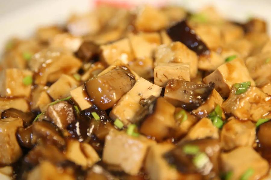 鲜香菇烧豆腐