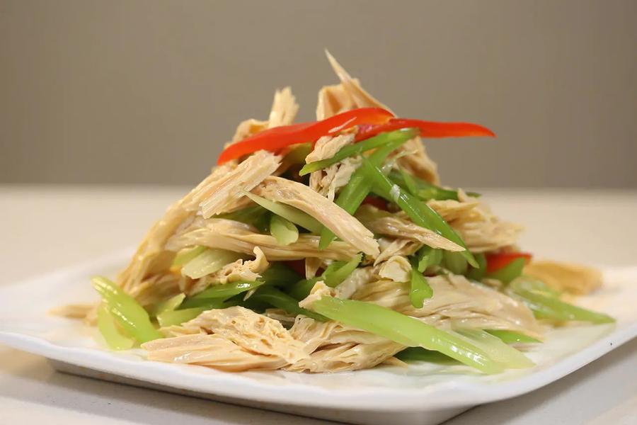 芹菜拌腐竹