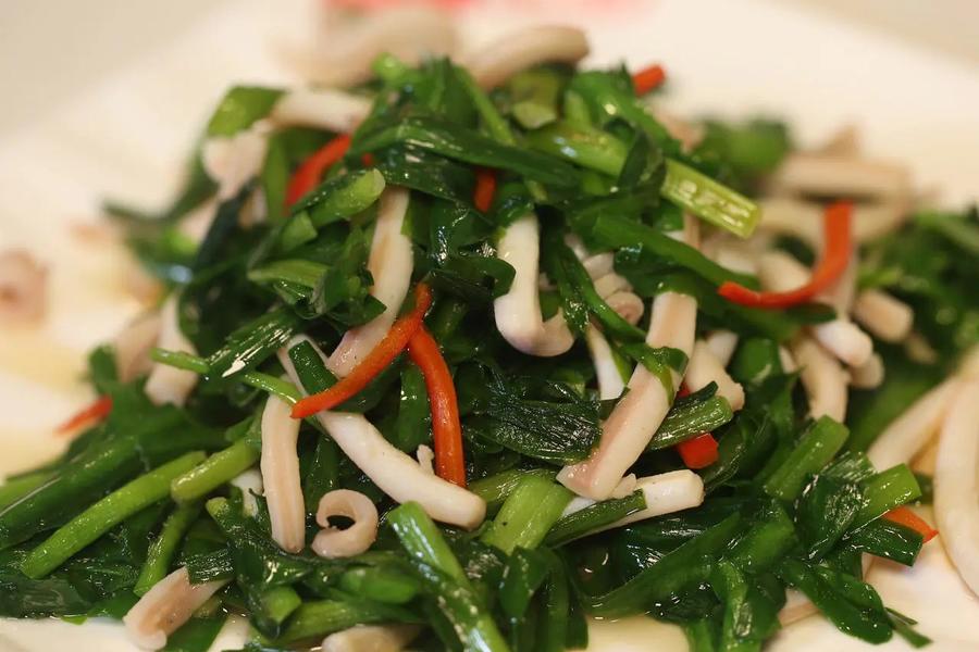 韭菜炒鱿鱼