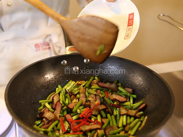 蒜苔炒腊肉