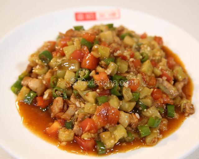 家常肉丁炒茄子