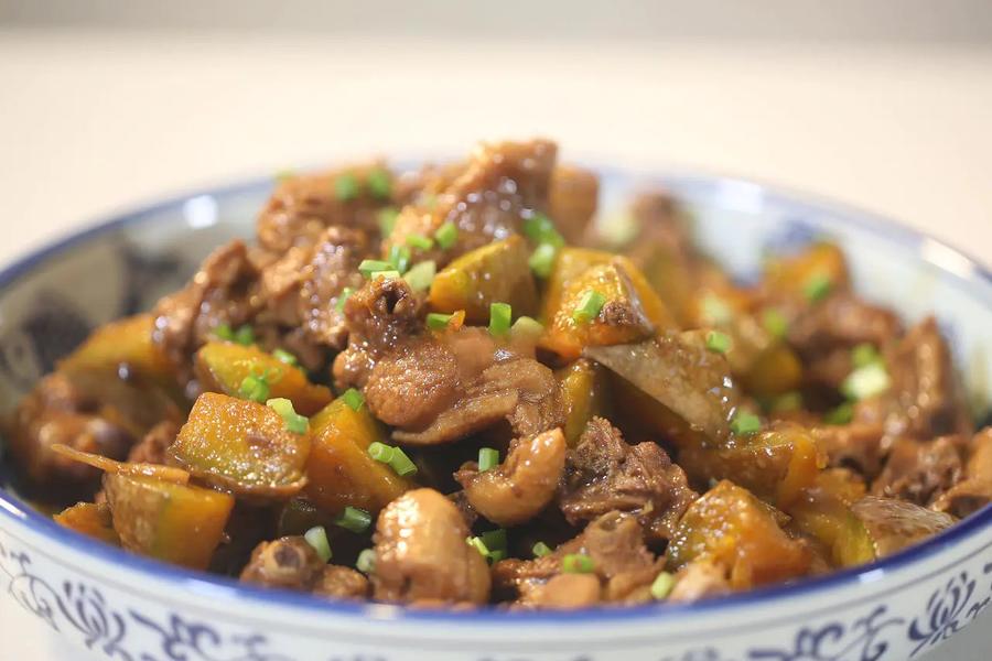 南瓜炖鸭块