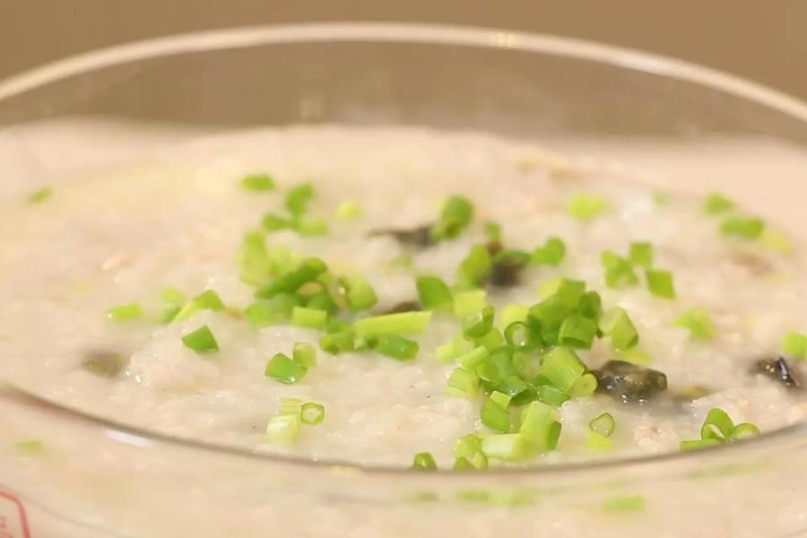 皮蛋瘦肉粥