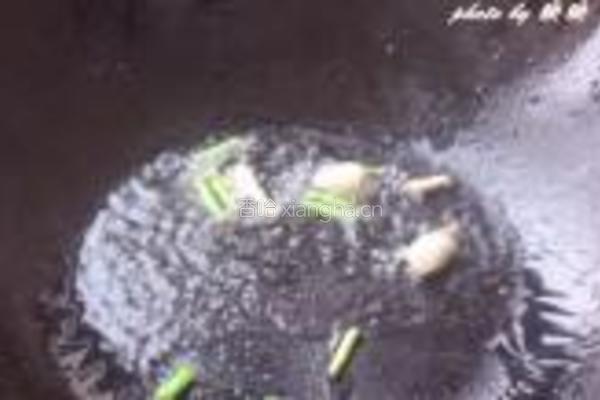 橄榄菜腐竹烧肉的做法图解3