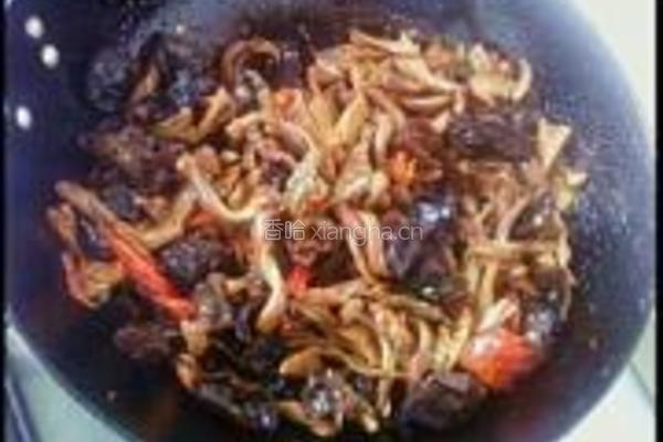 木耳爆炒牛肚的做法图解8
